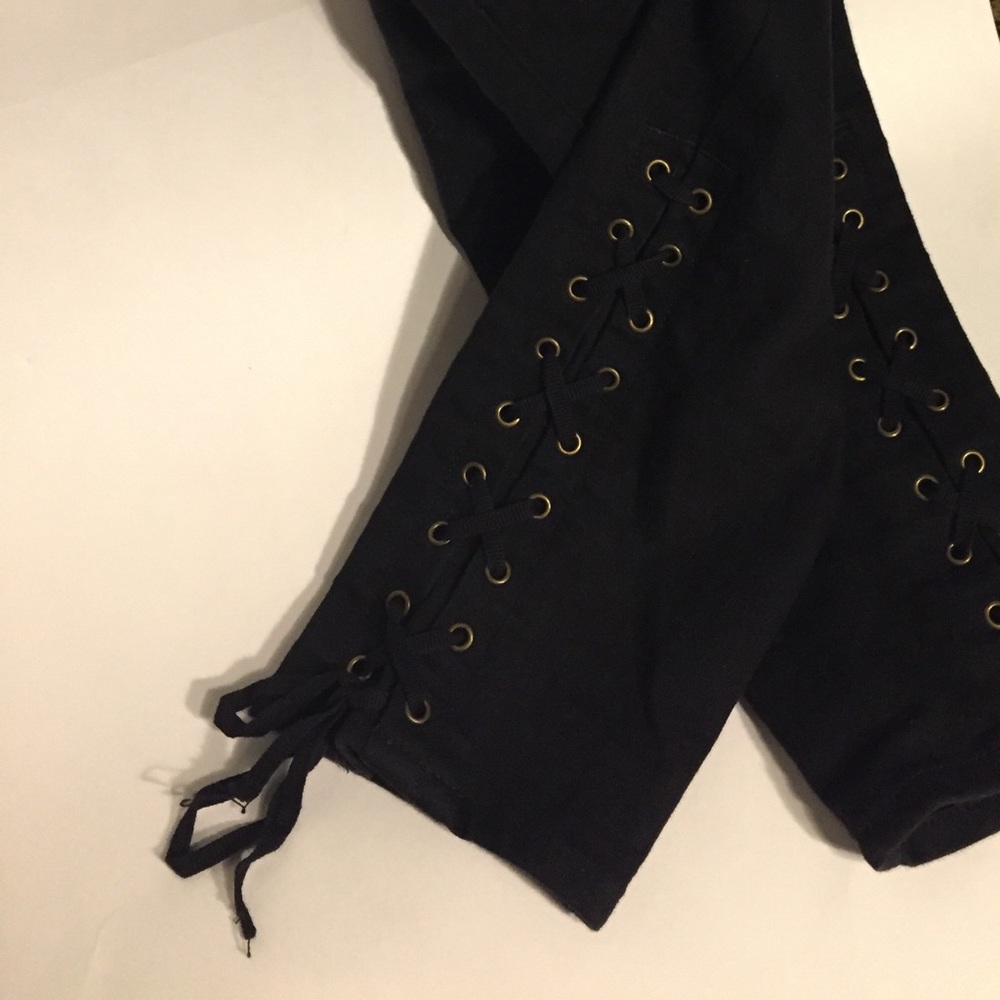 BBlack skinny jeans